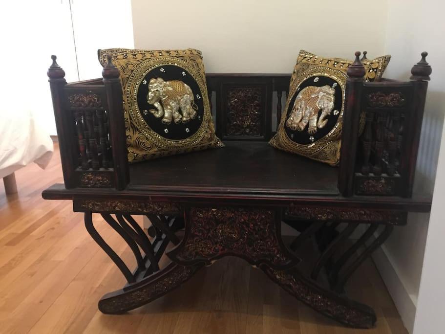 פריז Private Bedrooms Near Eiffel Tower מראה חיצוני תמונה
